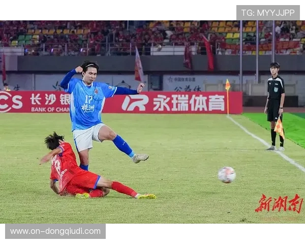 株洲凭借1比0小胜常德稳居湘超联赛榜首 持续保持不败纪录 株洲凭借1比0小胜常德稳居湘超联赛榜首 持续保持不败纪录