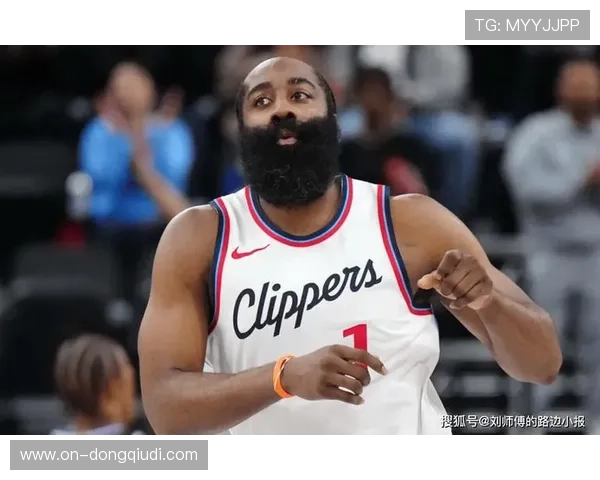 快船五人得分上双，哈登28分里程碑夜留憾